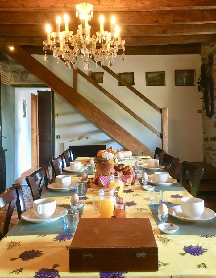 Вилла Domaine Le Rianon Malleret-Boussac Экстерьер фото